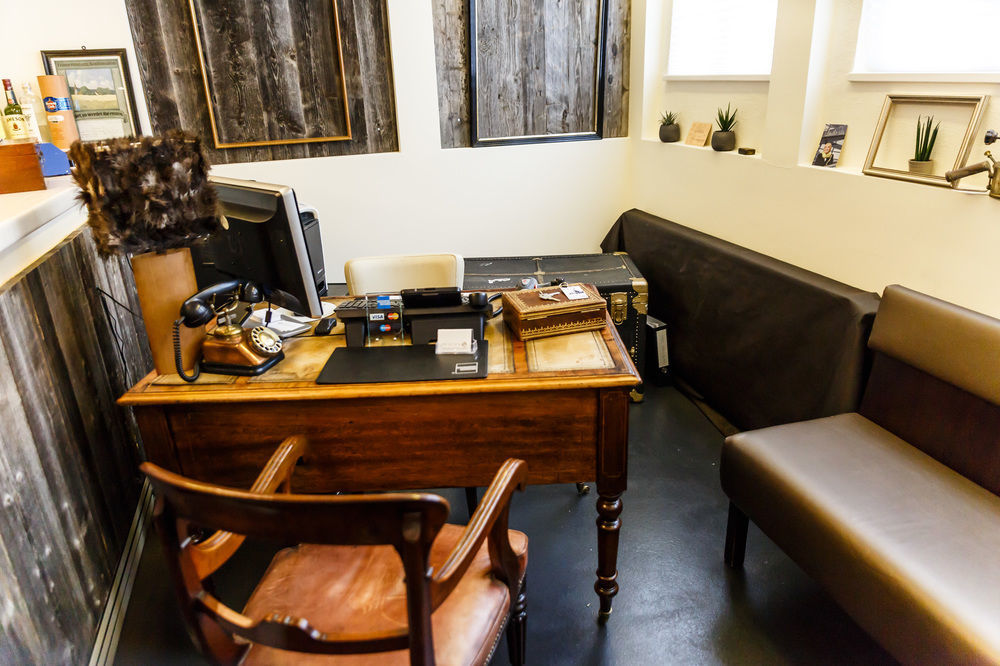 Boutique Hotel Pfauen ชอร์นดอร์ฟ ภายนอก รูปภาพ
