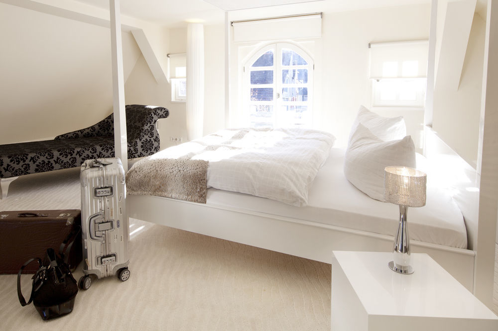Boutique Hotel Pfauen ชอร์นดอร์ฟ ภายนอก รูปภาพ
