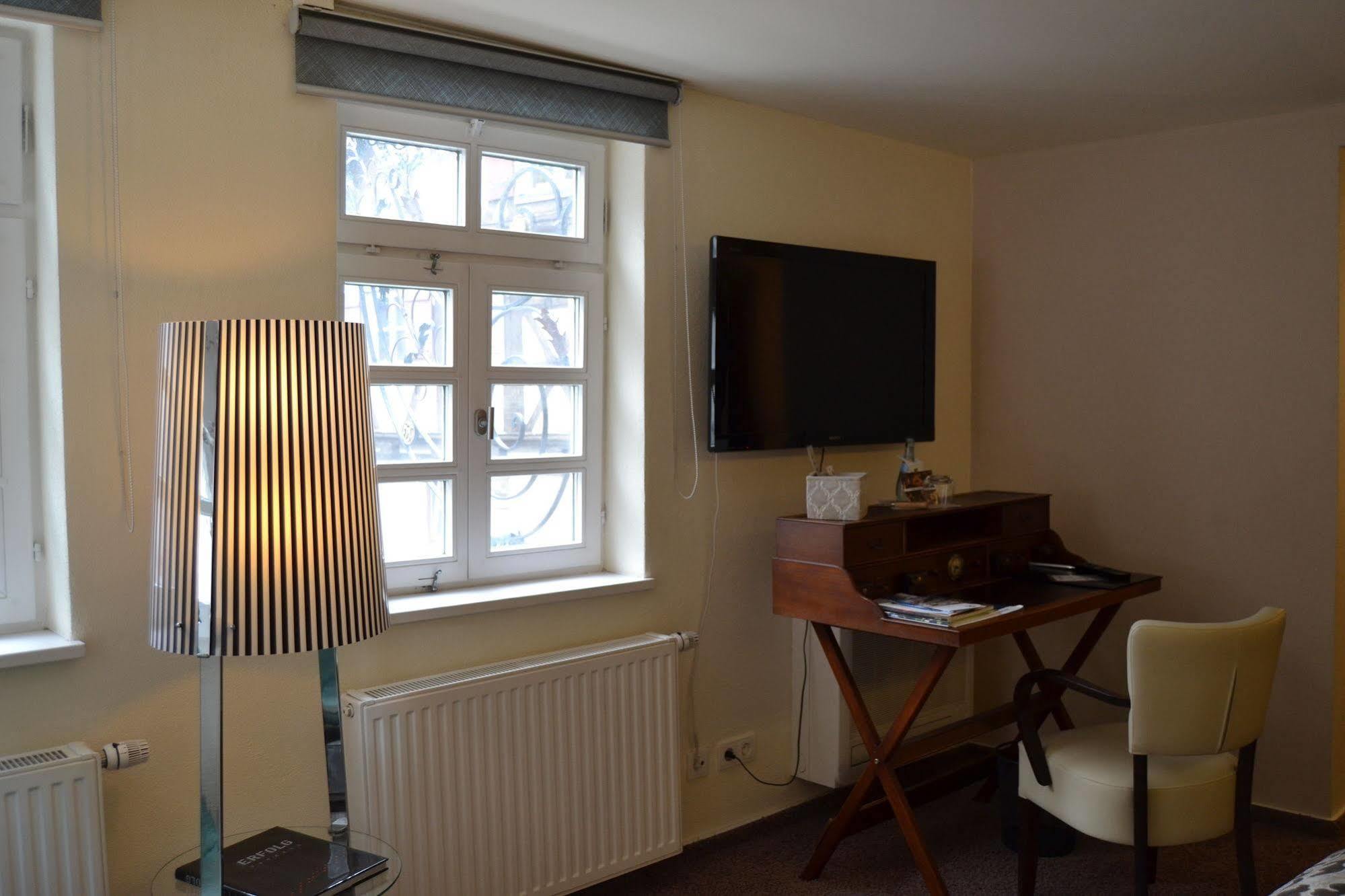 Boutique Hotel Pfauen ชอร์นดอร์ฟ ภายนอก รูปภาพ