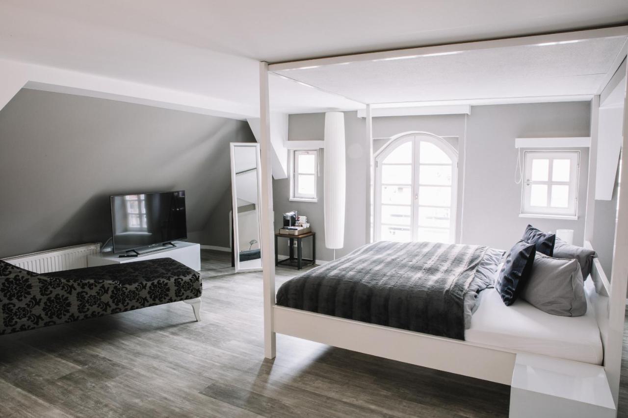 Boutique Hotel Pfauen ชอร์นดอร์ฟ ภายนอก รูปภาพ